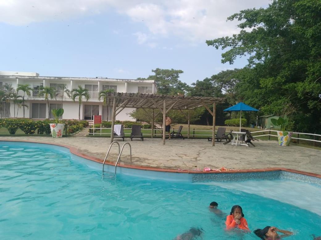 Hotel Parador Tropical Cartagena Esterno foto