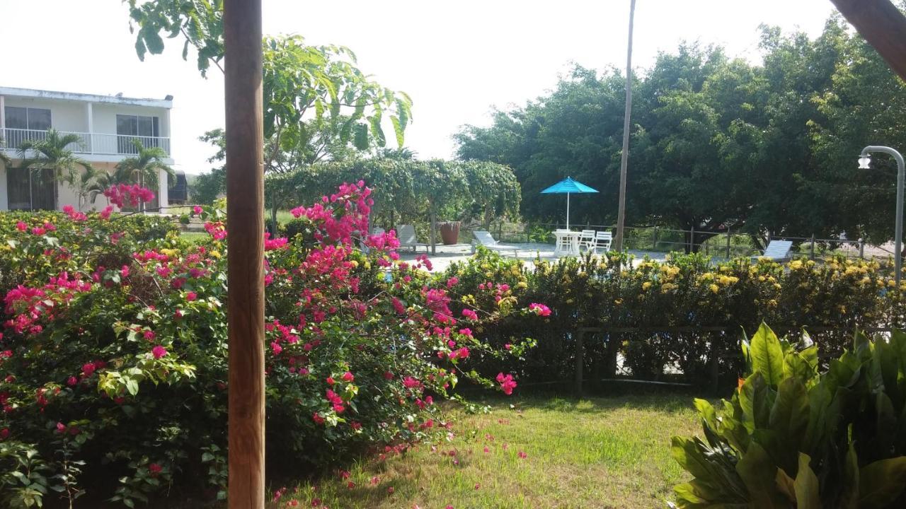 Hotel Parador Tropical Cartagena Esterno foto